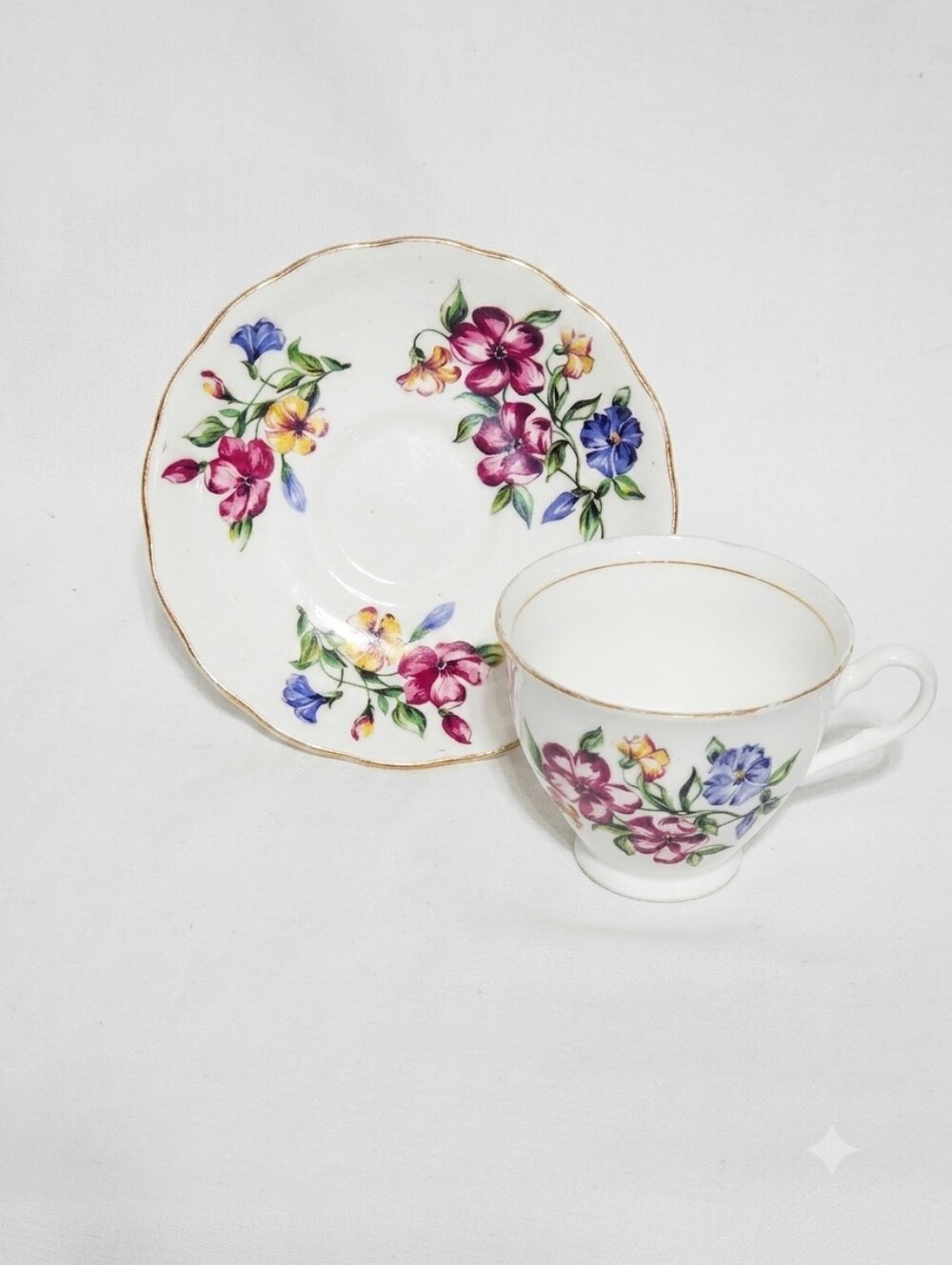 Vintage Colclough Bone China Teacup and Saucer Set - Floral Pattern